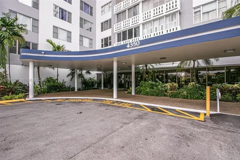 4350 Hillcrest Drive Hollywood FL 33021