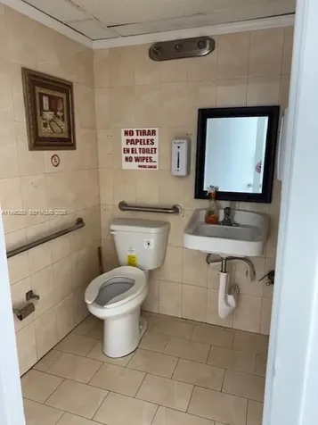 5755 W Flagler Street Miami FL 33144