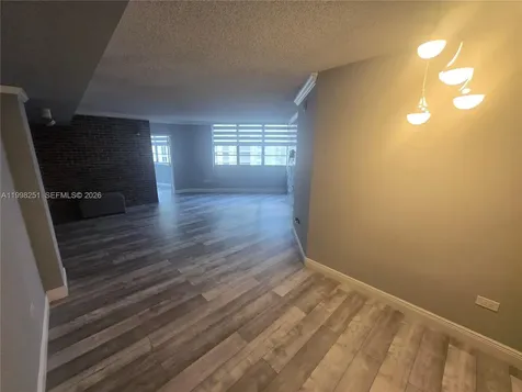 825 Brickell Bay Drive Miami FL 33131