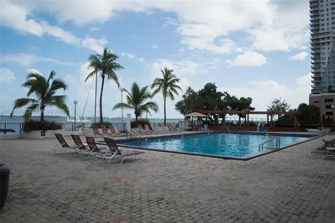 825 Brickell Bay Drive Miami FL 33131