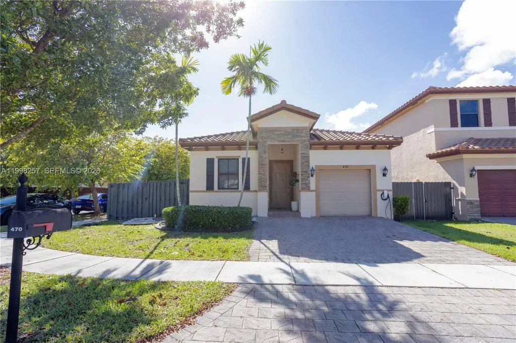 470 SE 34th Terrace Homestead FL 33033