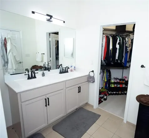 470 SE 34th Terrace Homestead FL 33033