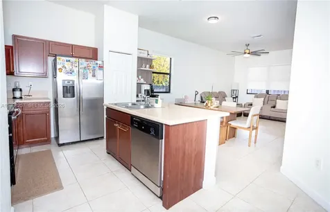 470 SE 34th Terrace Homestead FL 33033
