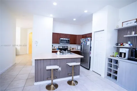 470 SE 34th Terrace Homestead FL 33033