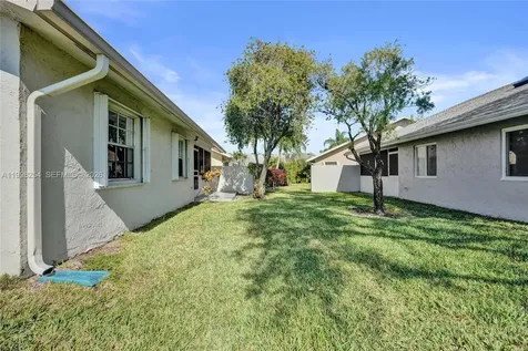 5287 Tiffany Anne Circle West Palm Beach FL 33417