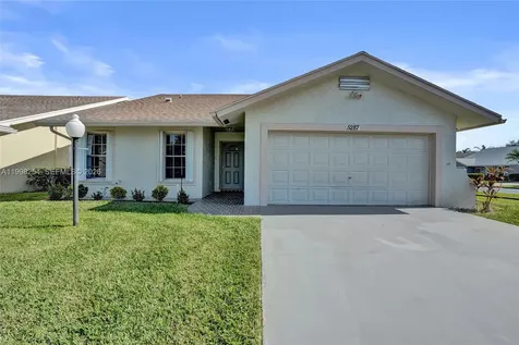5287 Tiffany Anne Circle West Palm Beach FL 33417