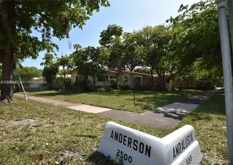 800 Andalusia Avenue Coral Gables FL 33134