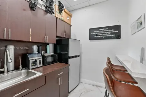 Beauty Salon For Sale In Hialeah Hialeah FL 33015