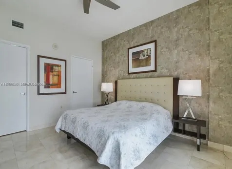 150 Sunny Isles Boulevard Sunny Isles Beach FL 33160