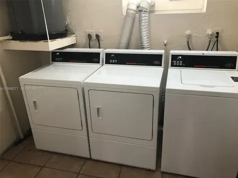 4550 NW 9th Street Miami FL 33126