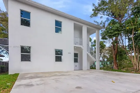 1935 NW 71st Street Miami FL 33147