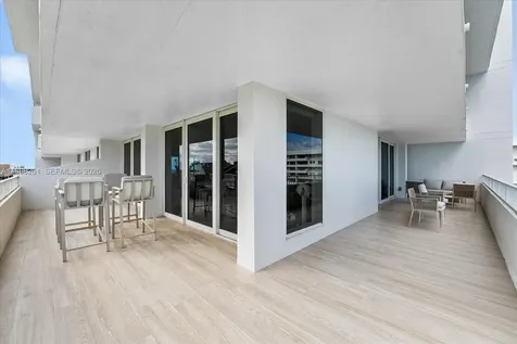 199 Ocean Lane Drive Key Biscayne FL 33149