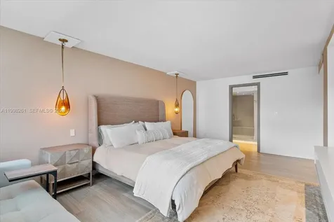 199 Ocean Lane Drive Key Biscayne FL 33149