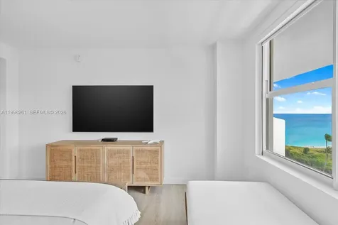199 Ocean Lane Drive Key Biscayne FL 33149