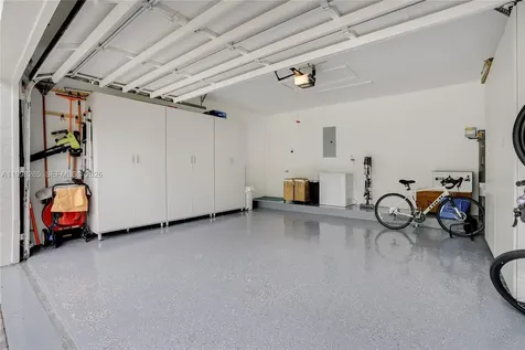 3085 Lakewood Circle Weston FL 33332