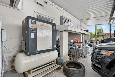 6701 SW 8th Street Miami FL 33144