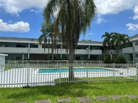 4251 NW 5th Street Plantation FL 33317