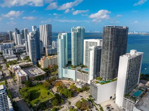 488 NE 18th Street Miami FL 33132
