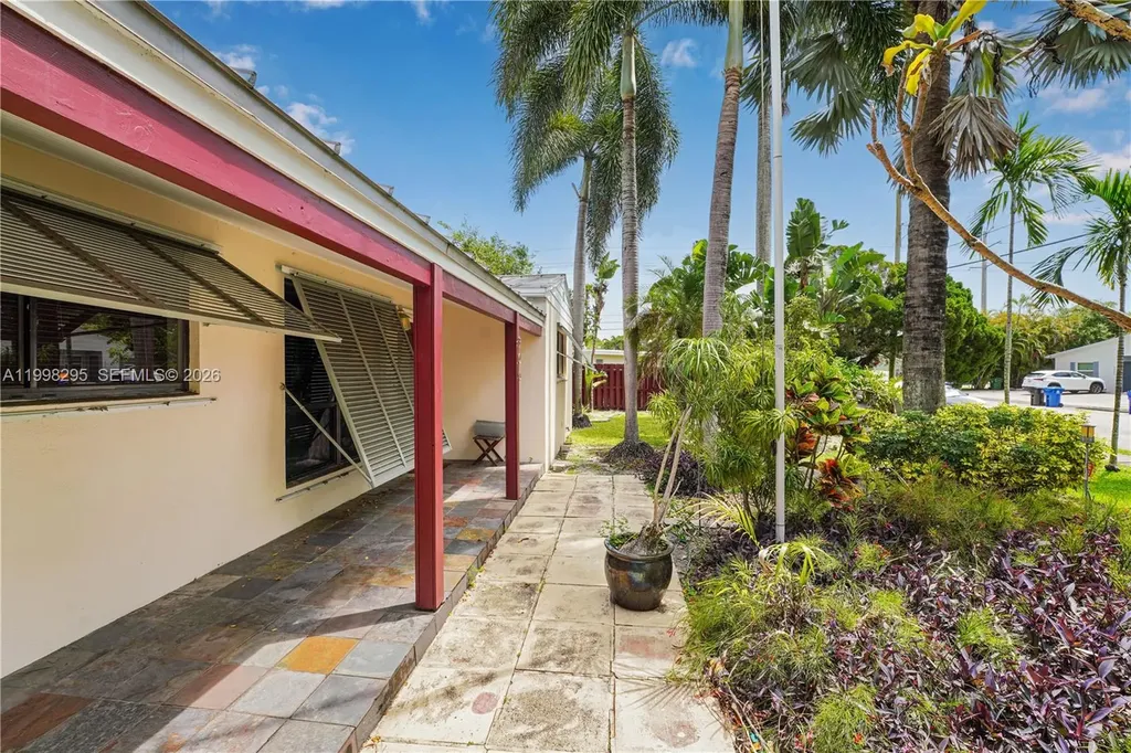 905 Mandarin Isle Fort Lauderdale FL 33315