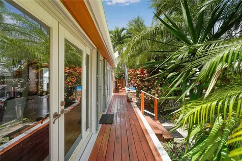 905 Mandarin Isle Fort Lauderdale FL 33315