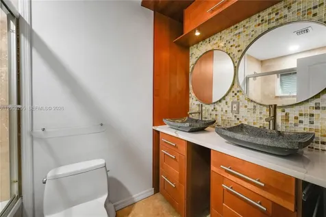 905 Mandarin Isle Fort Lauderdale FL 33315