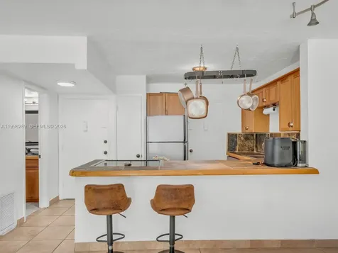 7403 SW 82nd Street Miami FL 33143