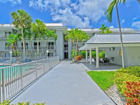 7403 SW 82nd Street Miami FL 33143