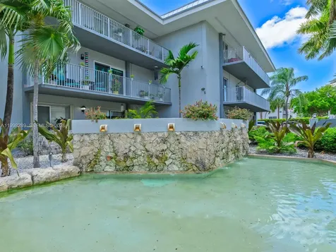 7403 SW 82nd Street Miami FL 33143