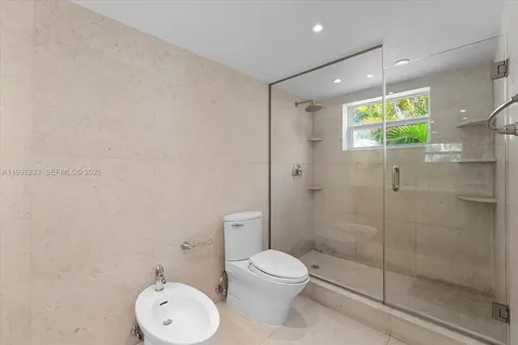 2721 SW 22nd Avenue Miami FL 33133
