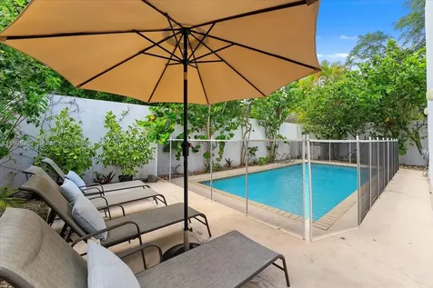 2721 SW 22nd Avenue Miami FL 33133