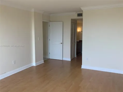 177 Ocean Lane Drive Key Biscayne FL 33149