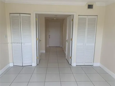 177 Ocean Lane Drive Key Biscayne FL 33149