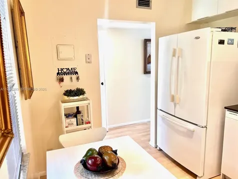 2841 Somerset Drive Lauderdale Lakes FL 33311