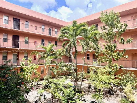 2841 Somerset Drive Lauderdale Lakes FL 33311