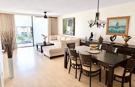 2841 Somerset Drive Lauderdale Lakes FL 33311