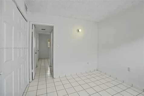 461 SW 7th Street Miami FL 33130