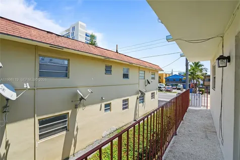 461 SW 7th Street Miami FL 33130