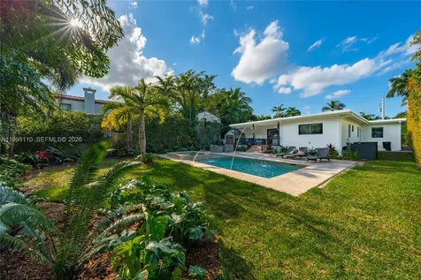 3141 N Bay Road Miami Beach FL 33140