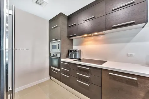 900 Biscayne Boulevard Miami FL 33132