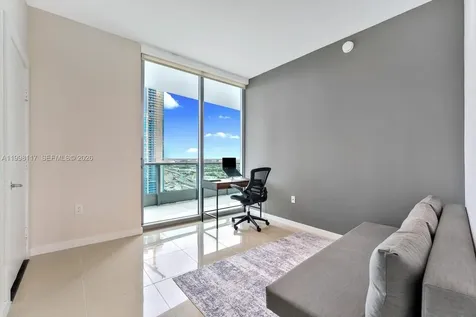 900 Biscayne Boulevard Miami FL 33132
