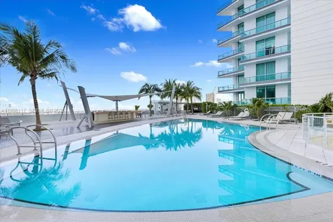 900 Biscayne Boulevard Miami FL 33132