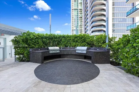 900 Biscayne Boulevard Miami FL 33132