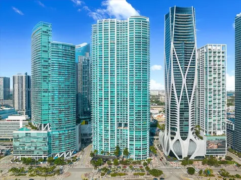 900 Biscayne Boulevard Miami FL 33132