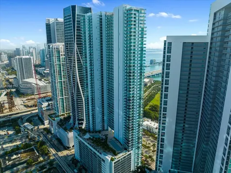 900 Biscayne Boulevard Miami FL 33132