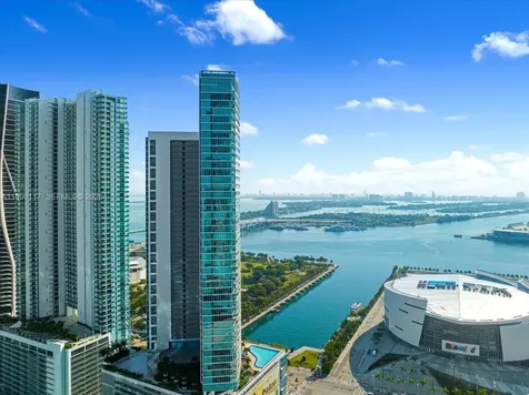 900 Biscayne Boulevard Miami FL 33132