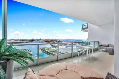 900 Biscayne Boulevard Miami FL 33132