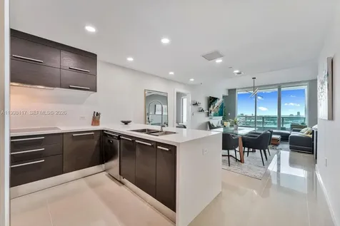 900 Biscayne Boulevard Miami FL 33132