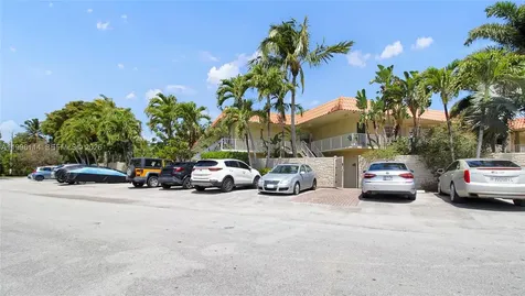 Fort Lauderdale FL 33305