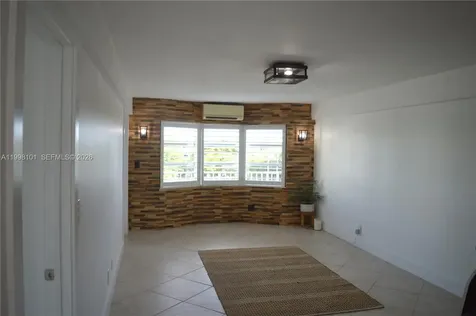 1511 SE 15th Court Deerfield Beach FL 33441