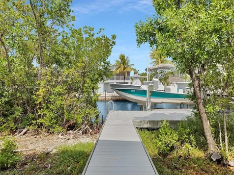 437 Pirates Road Little Torch Key FL 33042